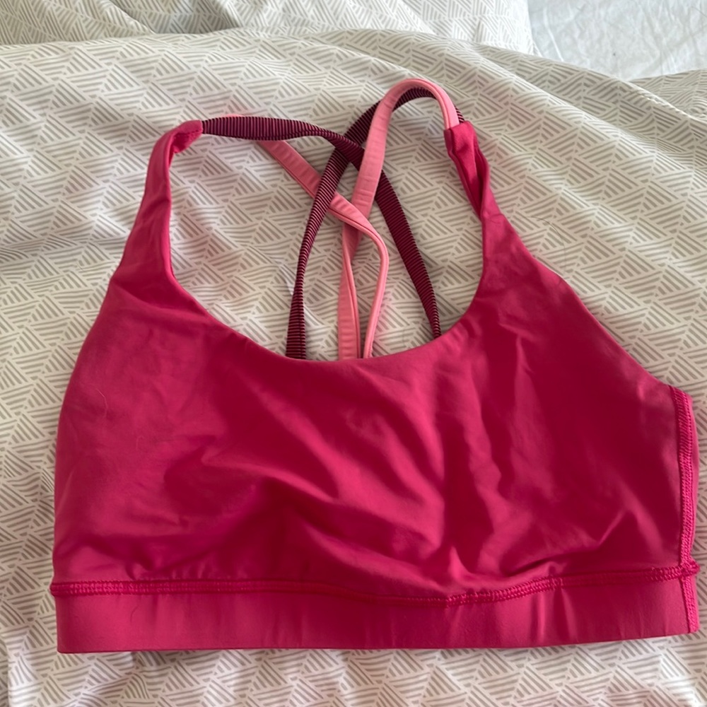 Lululemon sports bra
